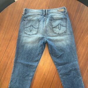 Level 99 Sienna Tomboy jeans SZ 29!
Lightly loved!